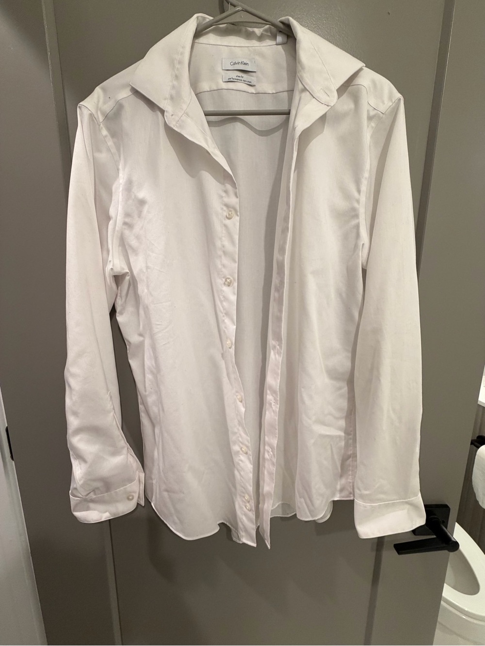 Calvin Klein Men’s White Long-Sleeve Button-Down Dress Shirt